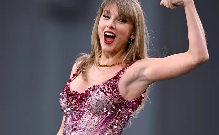 Taylor Swift Cetak Rekor Pendapatan dari Eras Tour 2023